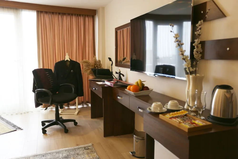 Tek Büyük veya İki Ayrı Yataklı Oda