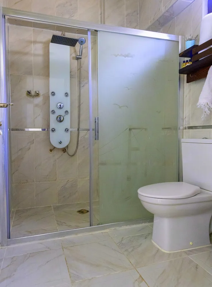 Standard Tek Büyük veya İki Ayrı Yataklı Oda