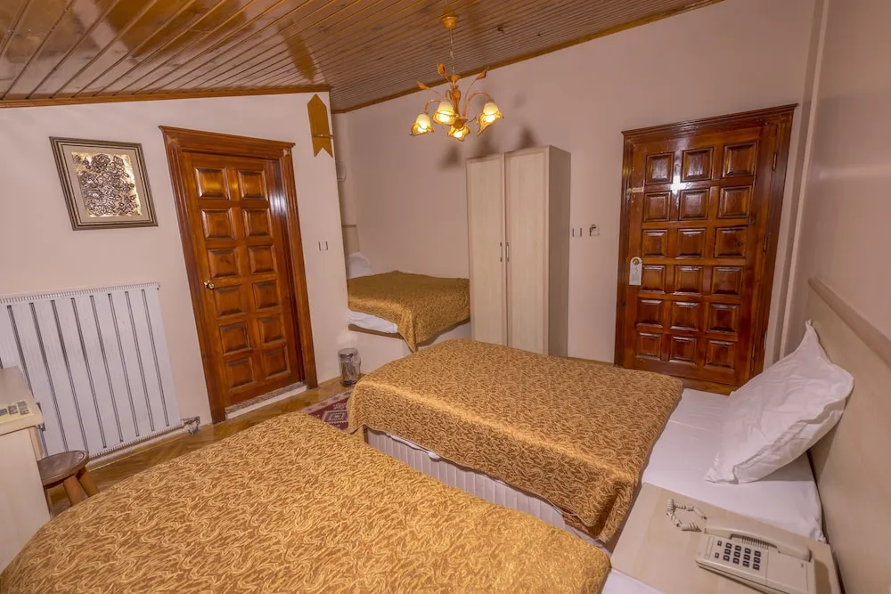 Standard Üç Kişilik Oda