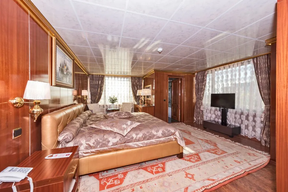 Deluxe Tek Büyük Yataklı Oda, 1 Çift Kişilik Yatak, Deniz Manzaralı