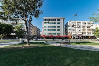 Cevheri's Hotel