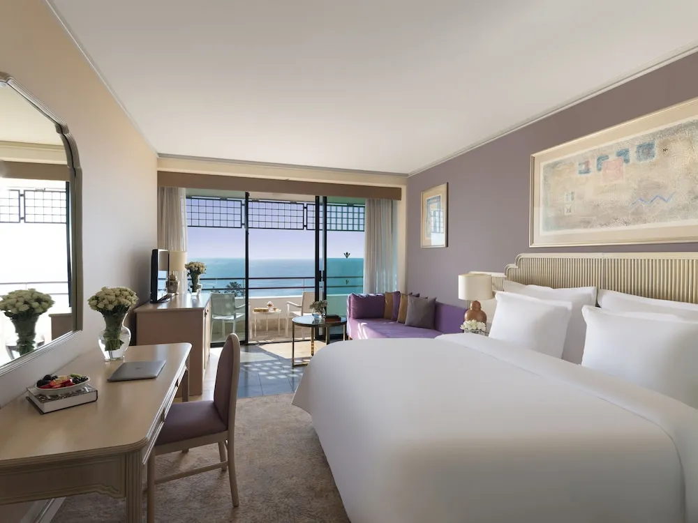 Deluxe Panoramic King Bed, Sea View
