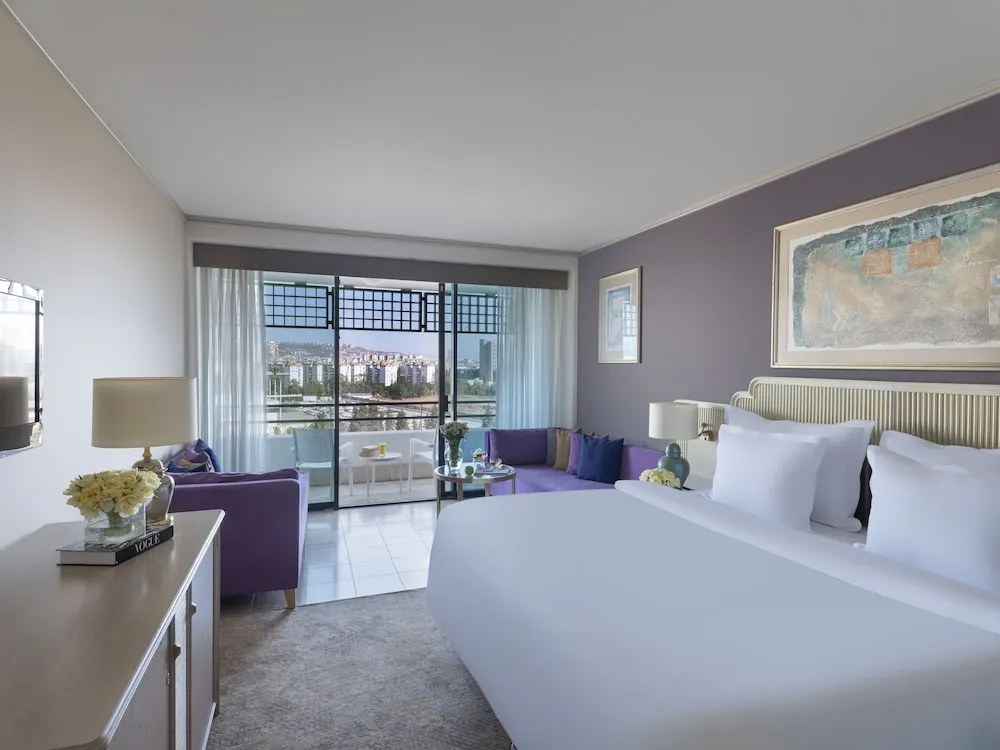 Comfort Twin Room with 2 Sofas, City View