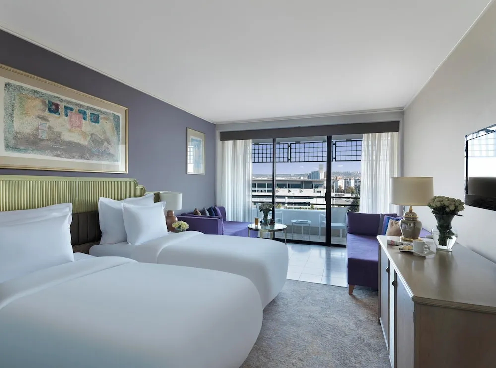Comfort Twin Room with 2 Sofas, City View