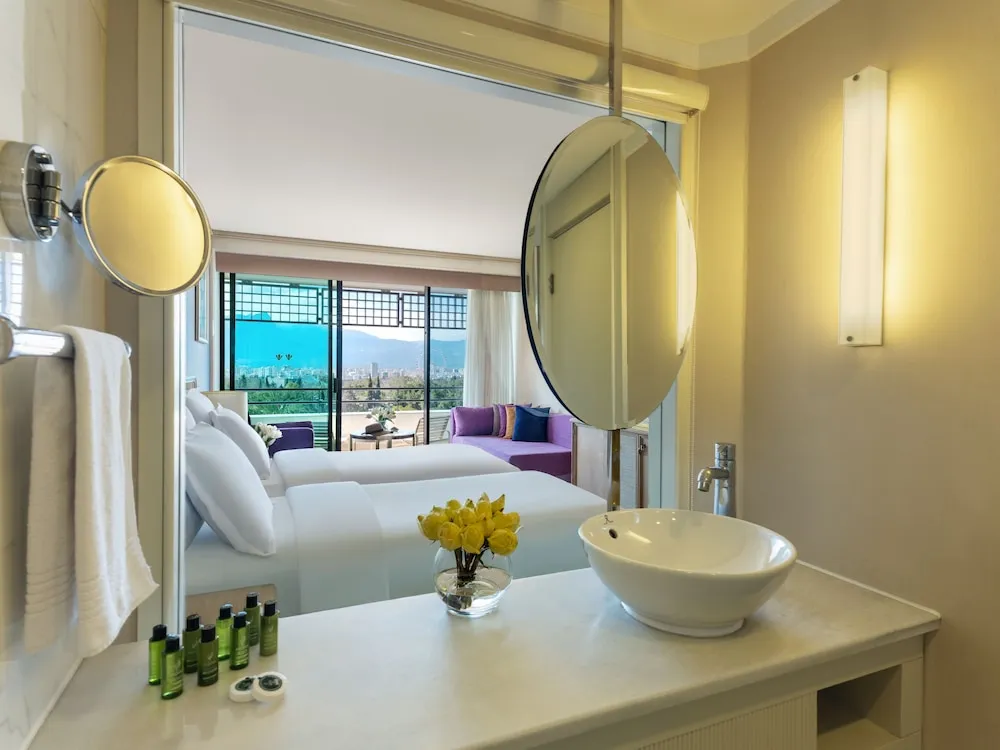 Comfort Twin Room with 2 Sofas, Sea View