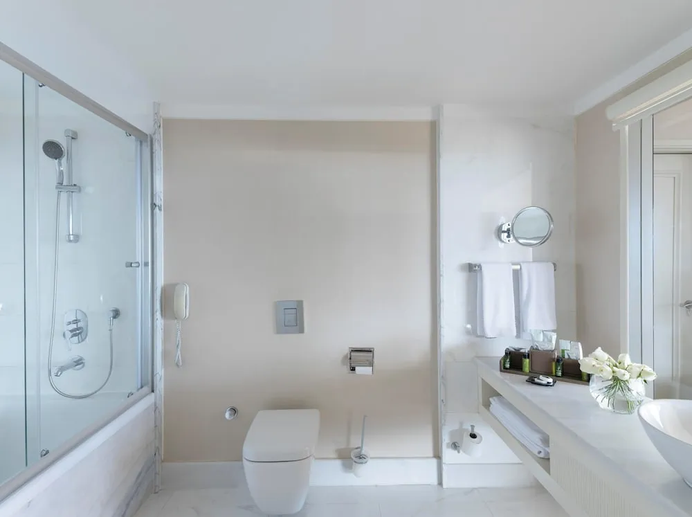 Junior Süit, 1 En Büyük (King) Boy Yatak, Deniz Manzaralı