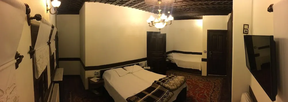 Dört Kişilik Oda, Balkon