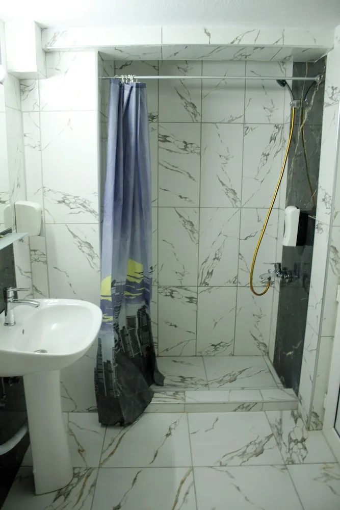 Standard Üç Kişilik Oda