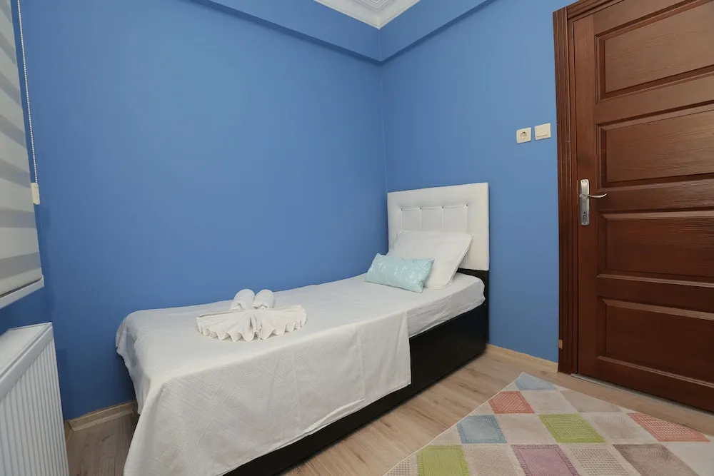 Family Apart Daire (2nd Floor)