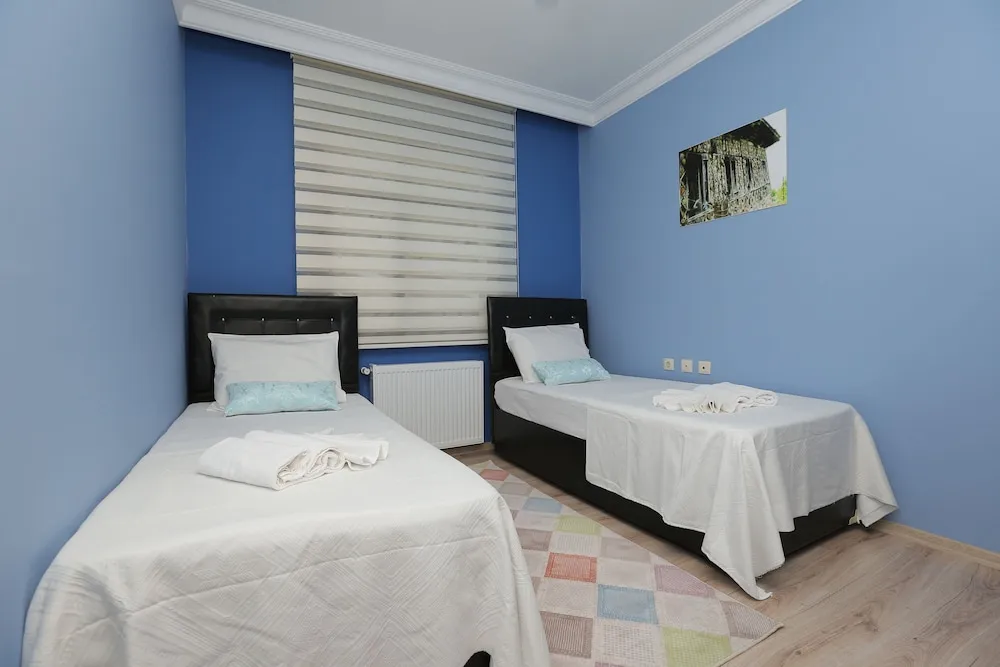 Family Apart Daire (2nd Floor)