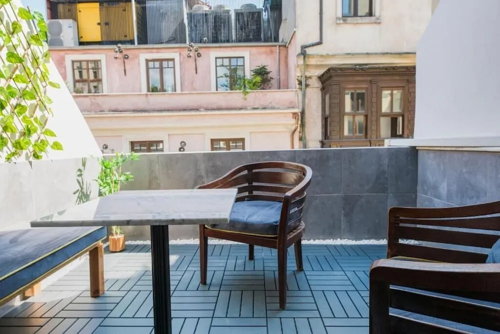 Junior Suite with Balcony