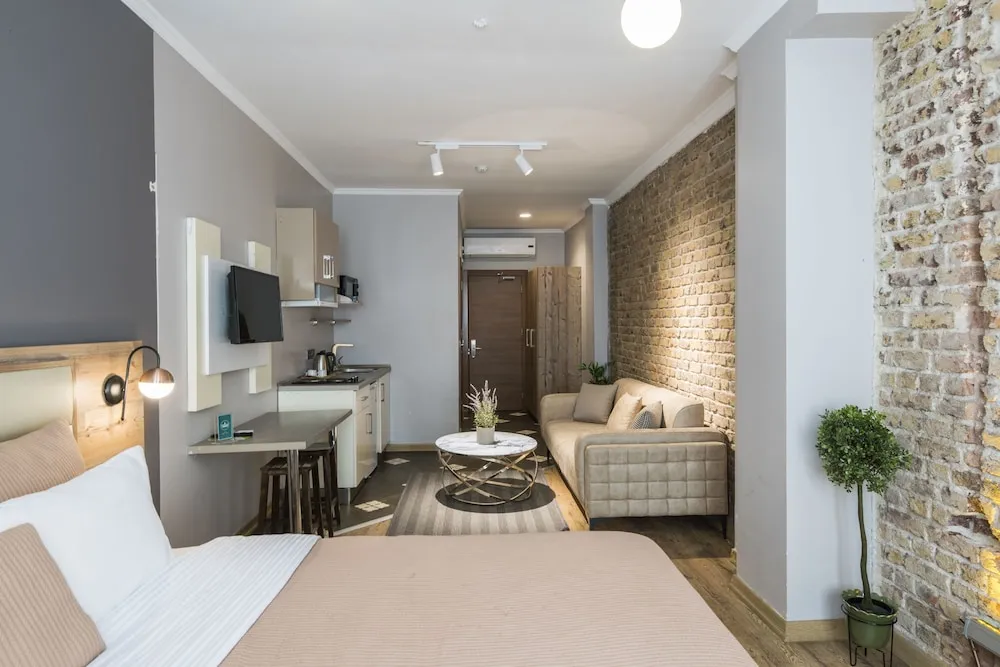 Deluxe Stüdyo Süit