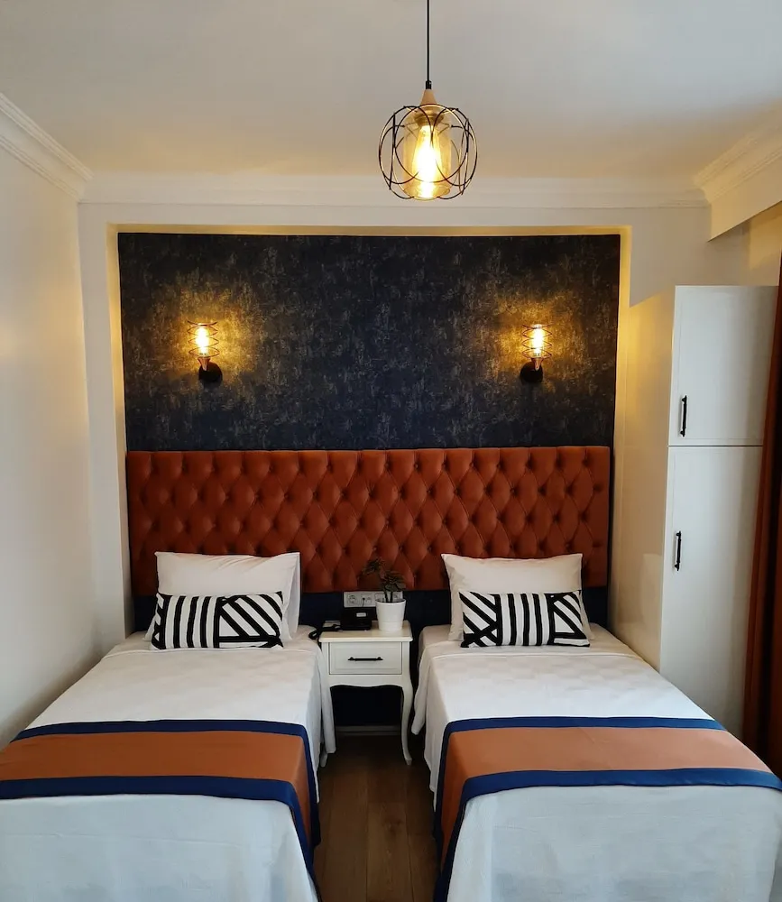 Deluxe Tek Büyük Yataklı Oda