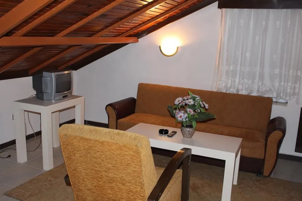 Süit (Attic)