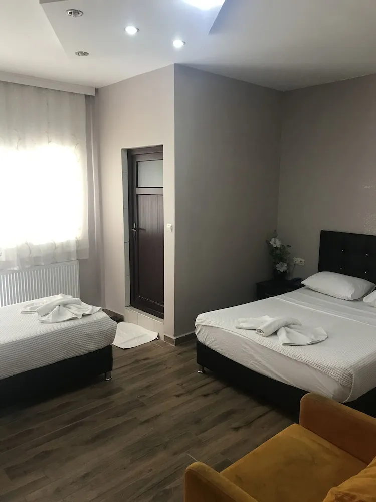 Standard Üç Kişilik Oda