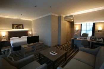 Hotel Excellence Inn