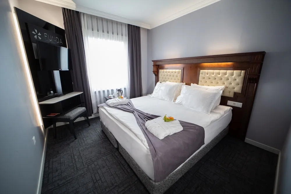 City Tek Büyük veya İki Ayrı Yataklı Oda, Şehir Manzaralı
