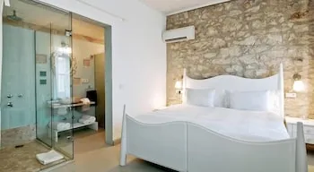 128A Hotel
