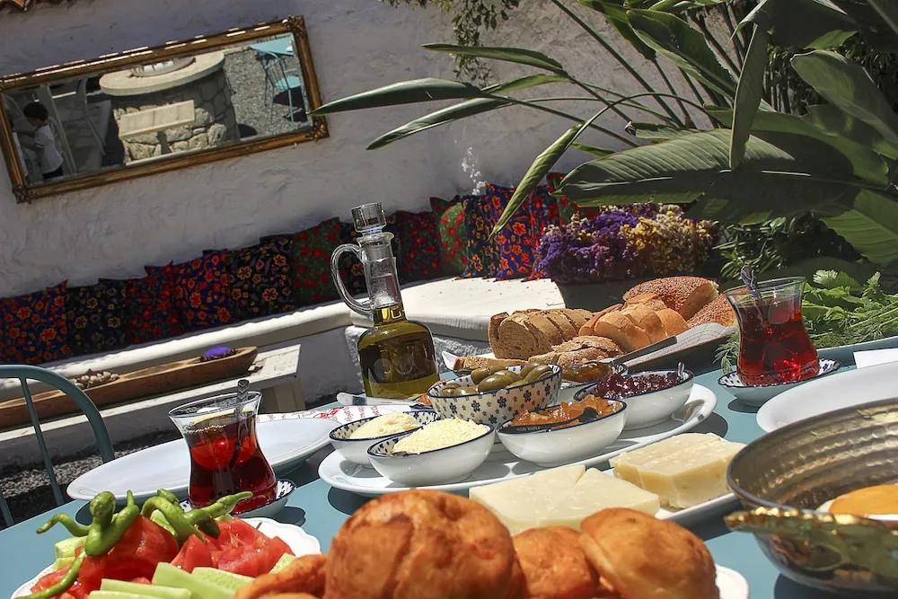 Yemek sevisi