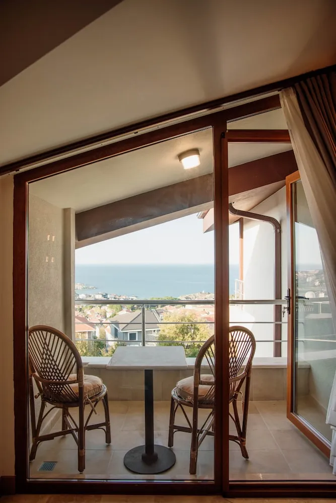 Panoramic Tek Büyük Yataklı Oda