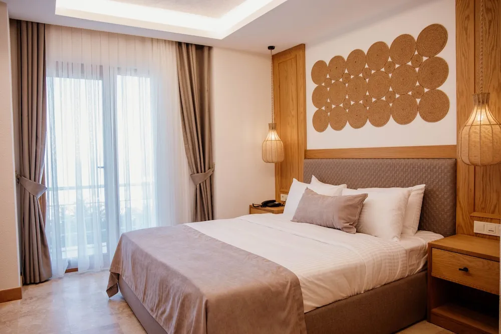 Comfort Tek Büyük Yataklı Oda