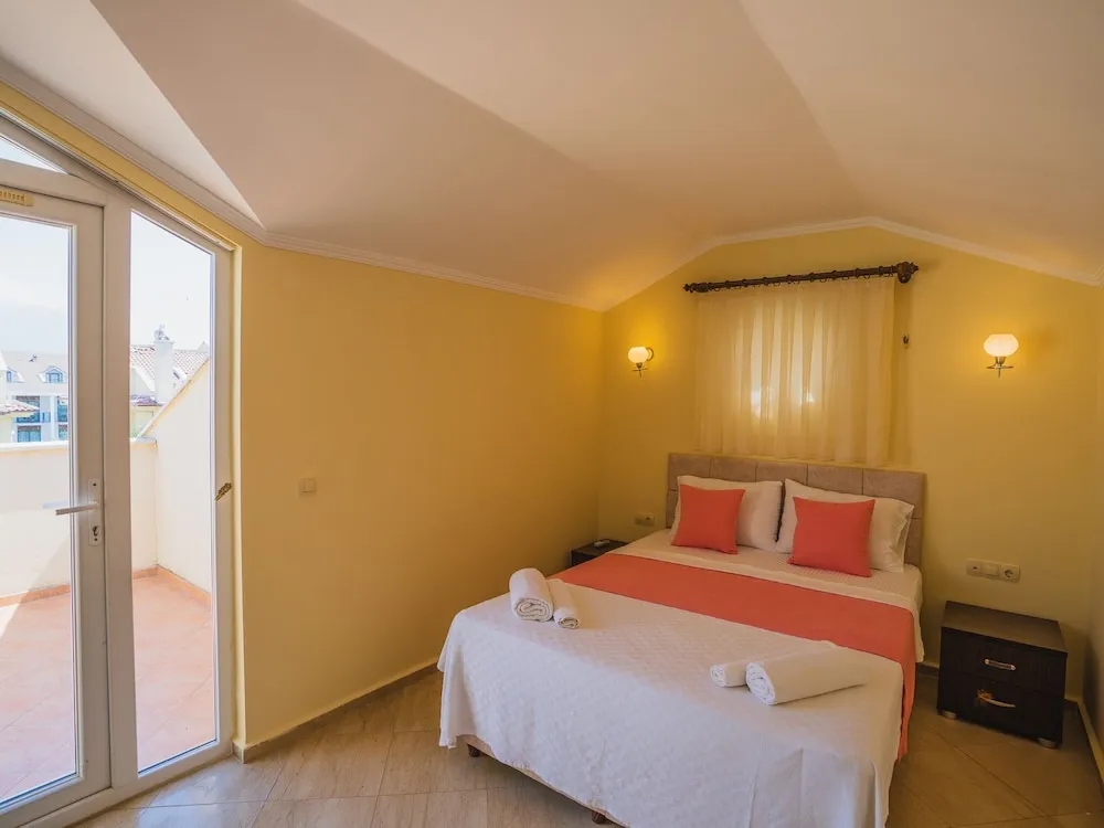 Villa, 4 Yatak Odası, Kişiye Özel Havuzlu