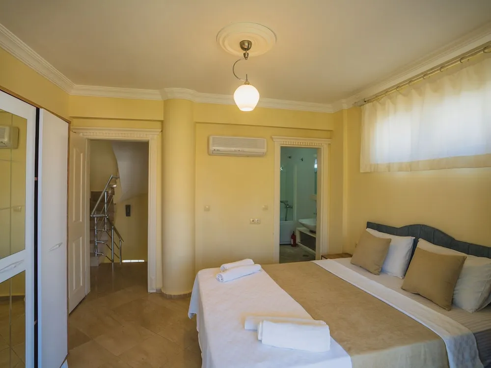 Villa, 4 Yatak Odası, Kişiye Özel Havuzlu