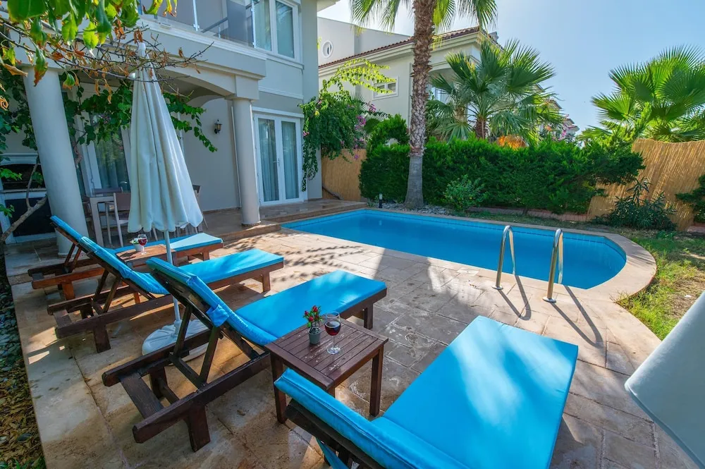 Villa, 5 Yatak Odası, Kişiye Özel Havuzlu