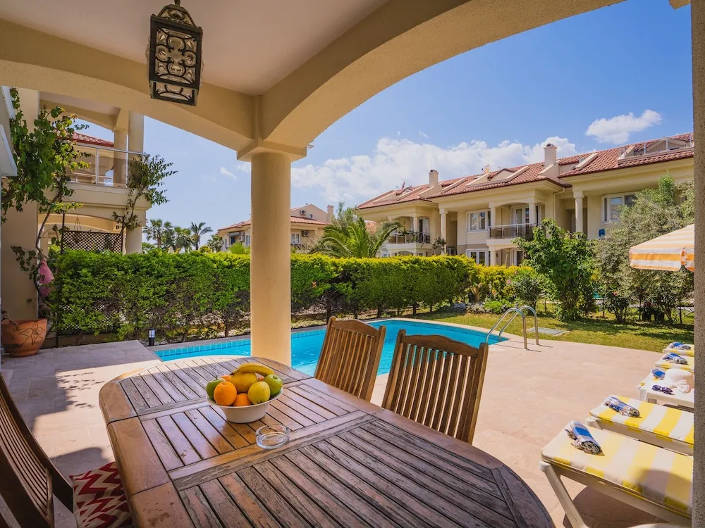 Villa, 5 Yatak Odası, Kişiye Özel Havuzlu