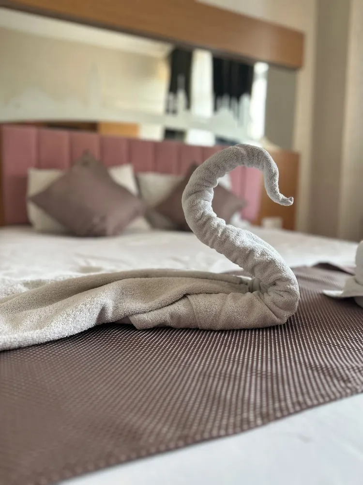 Tek Büyük Yataklı Oda, Balkon, Deniz Manzaralı