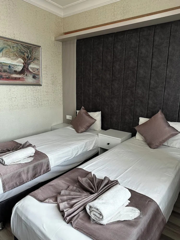 Tek Büyük Yataklı Oda, Balkon, Deniz Manzaralı