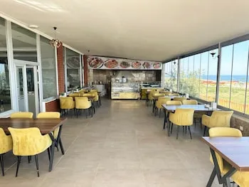 1071 Otel & Restaurant