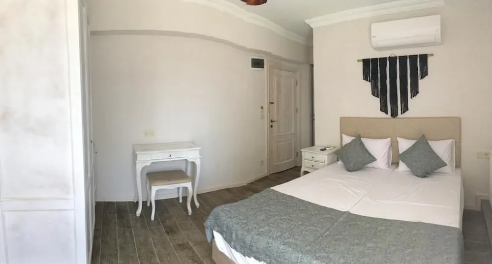 Standard Tek Büyük veya İki Ayrı Yataklı Oda