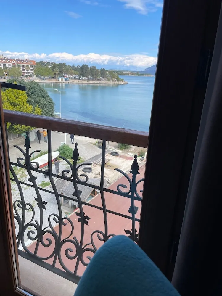 Deluxe Süit, Deniz Manzaralı (1+1)