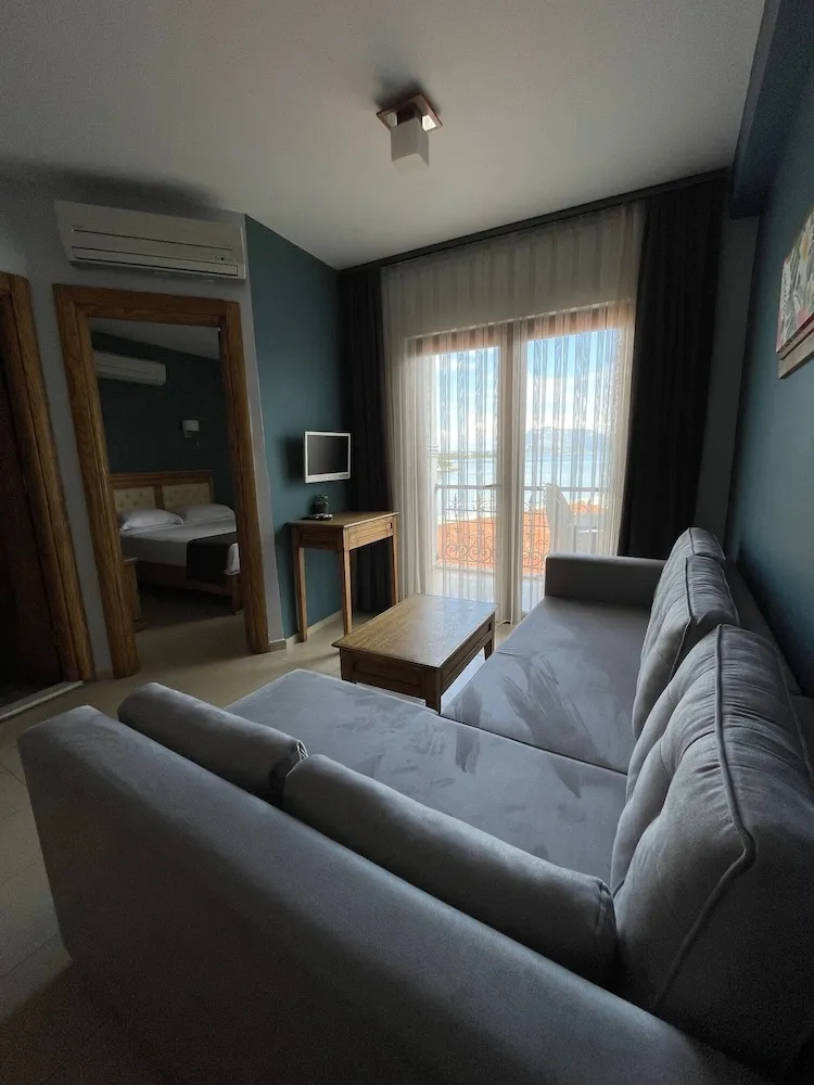 Deluxe Süit, Deniz Manzaralı (1+1)