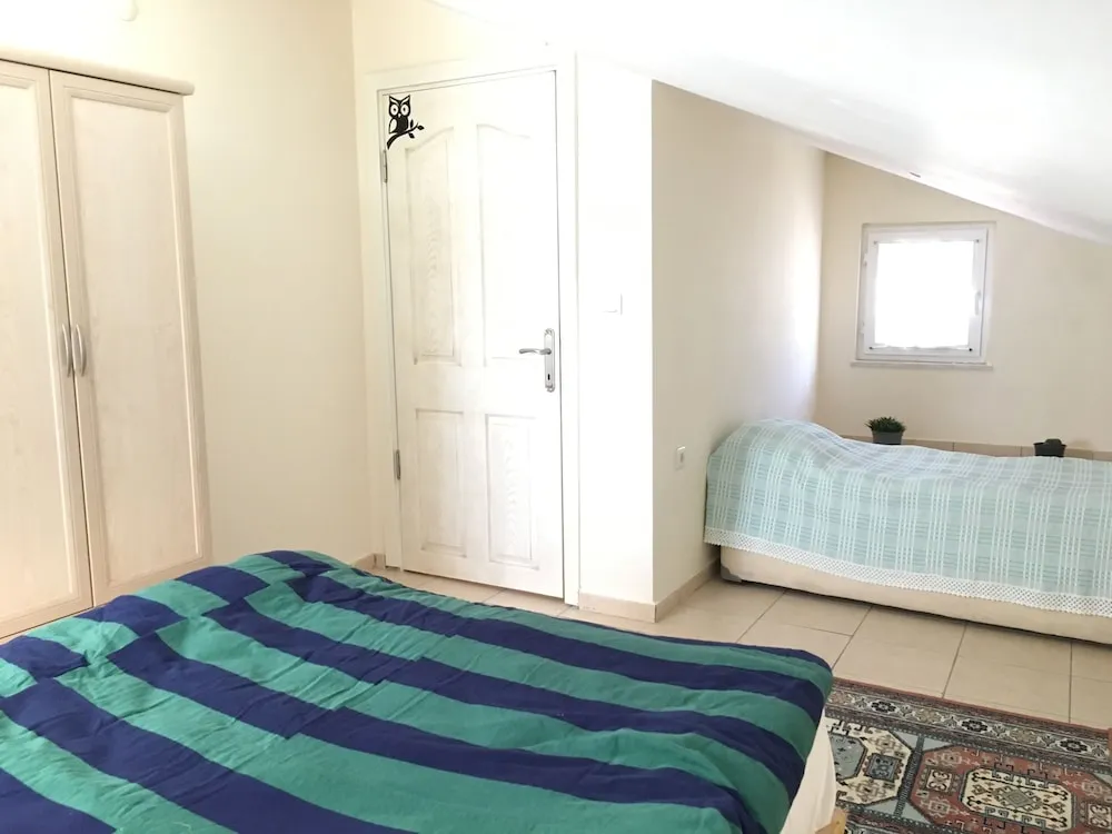 Apart Daire, 2 Yatak Odası, Havuz Manzaralı