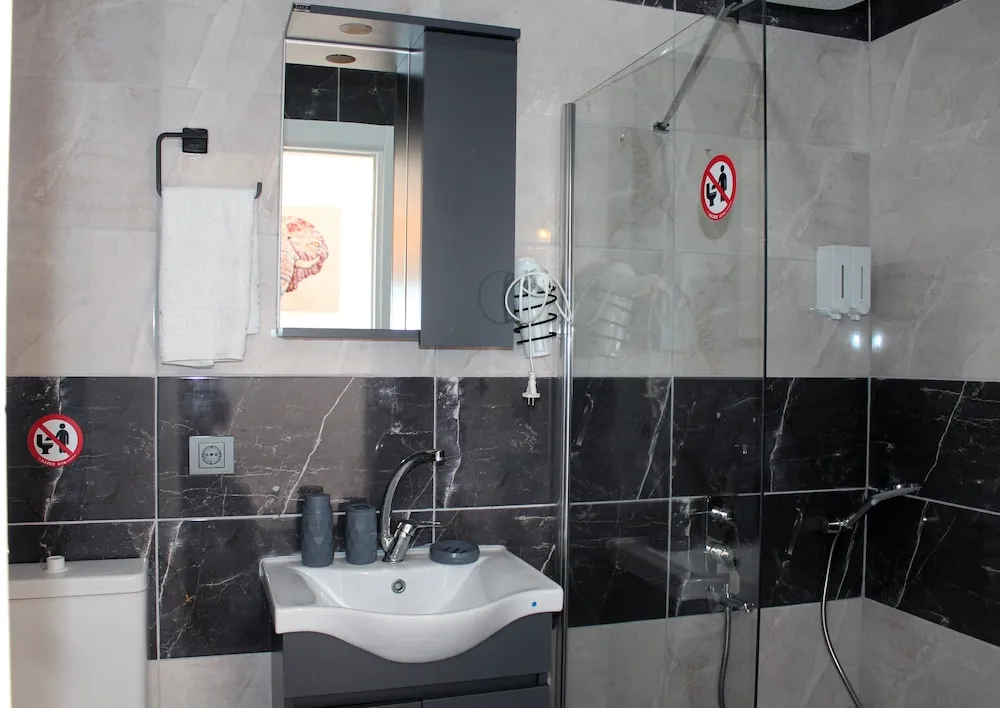 Economy Oda, Veranda, Bahçe Manzaralı