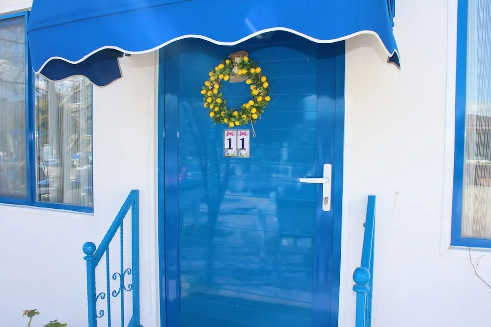 Economy Oda, 1 Çift Kişilik Yatak, Veranda, Havuz Manzaralı