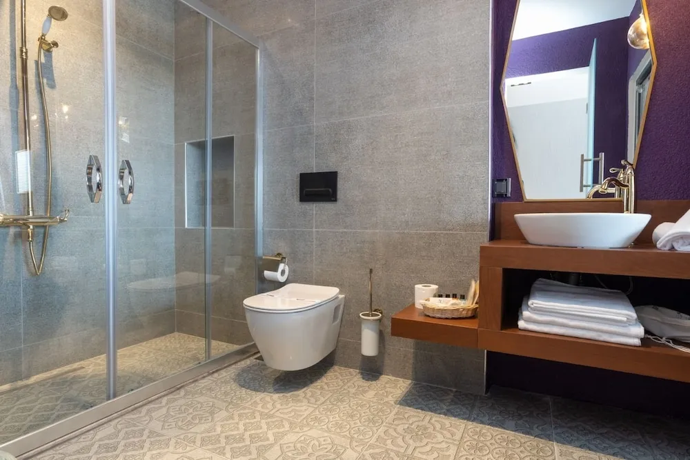 Elite Oda, 1 En Büyük (King) Boy Yatak