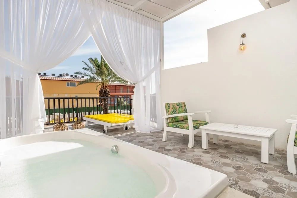 Royal Oda, 1 En Büyük (King) Boy Yatak