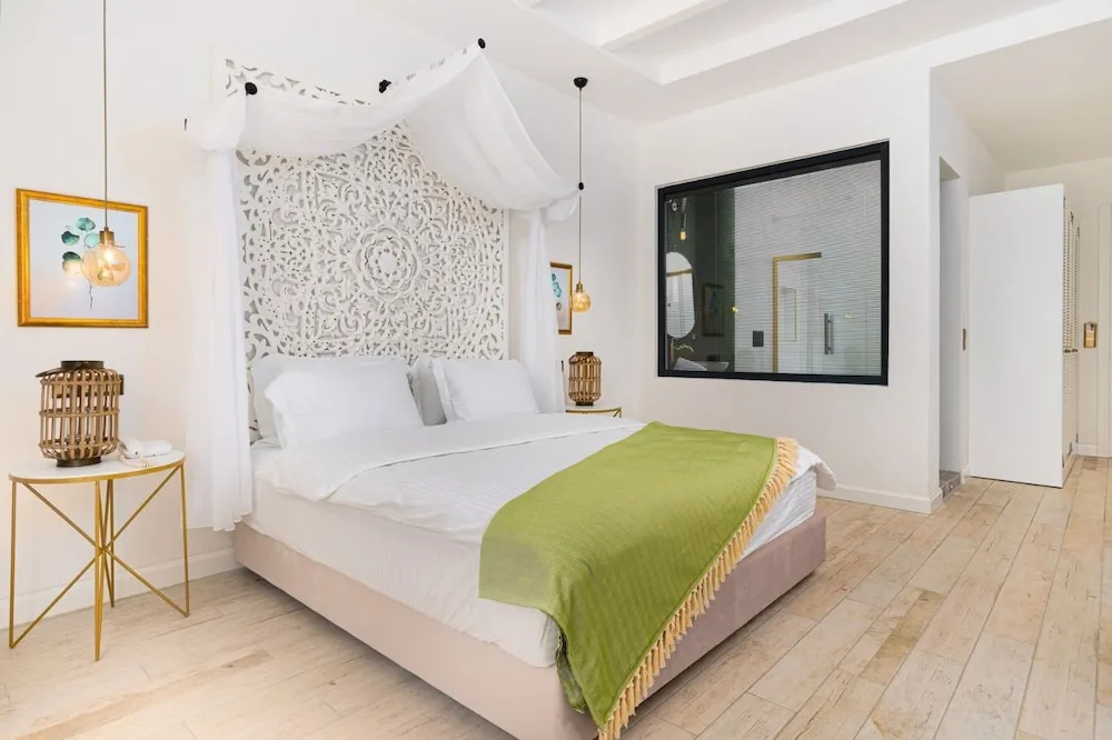 Royal Oda, 1 En Büyük (King) Boy Yatak