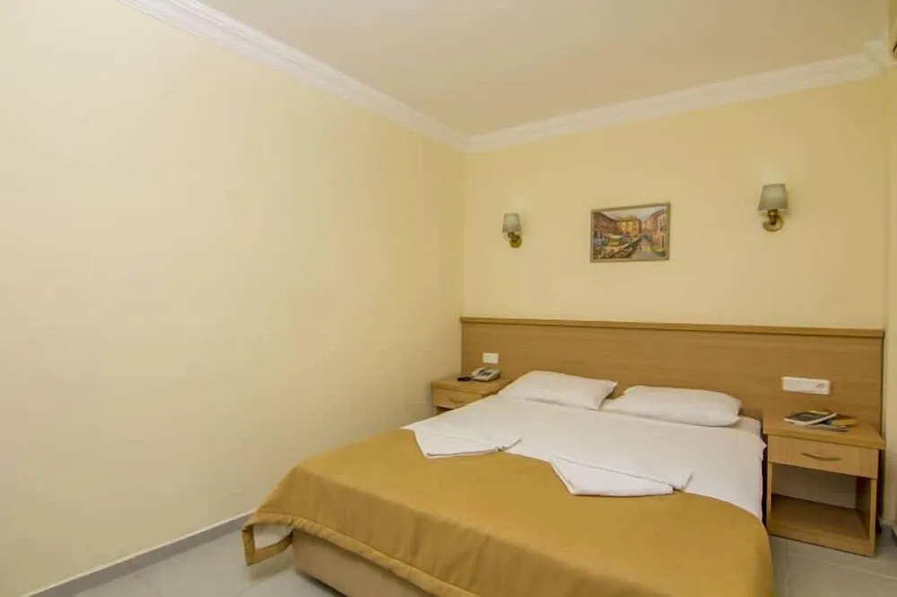 Economy Tek Büyük veya İki Ayrı Yataklı Oda, 1 Çift Kişilik veya 2 Tek Kişilik Yatak