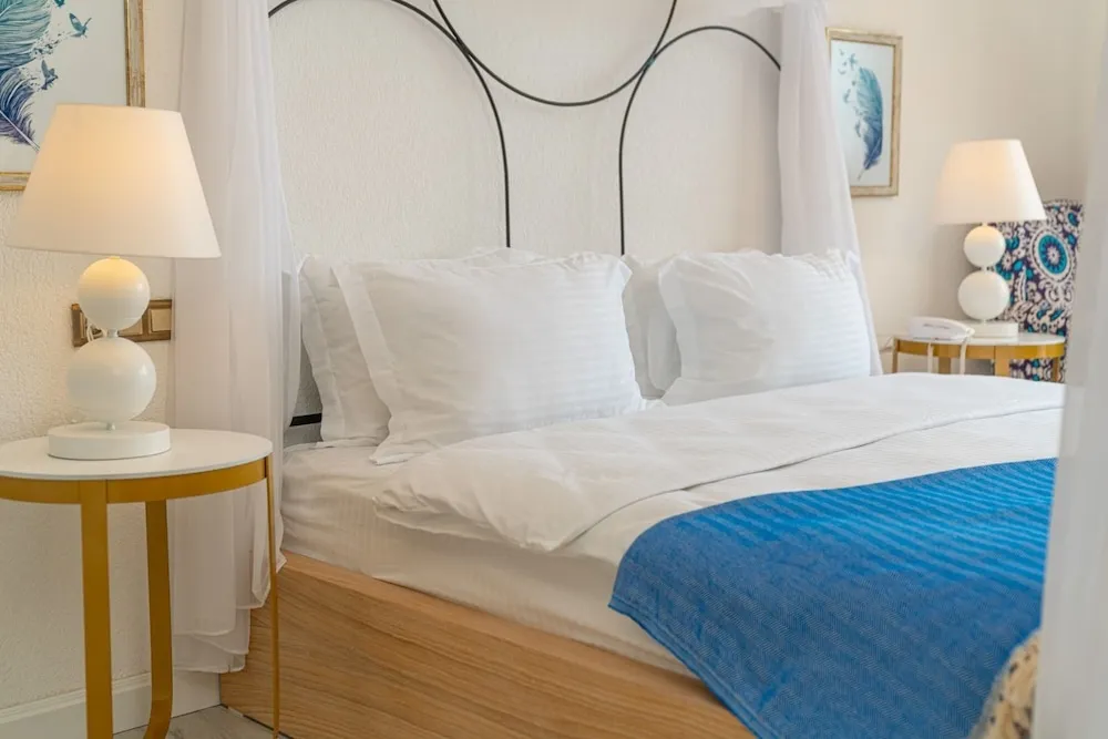 Premium Oda, 1 En Büyük (King) Boy Yatak