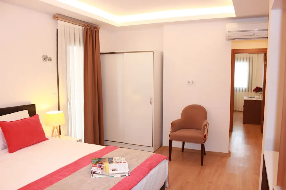 Deluxe Dört Kişilik Oda