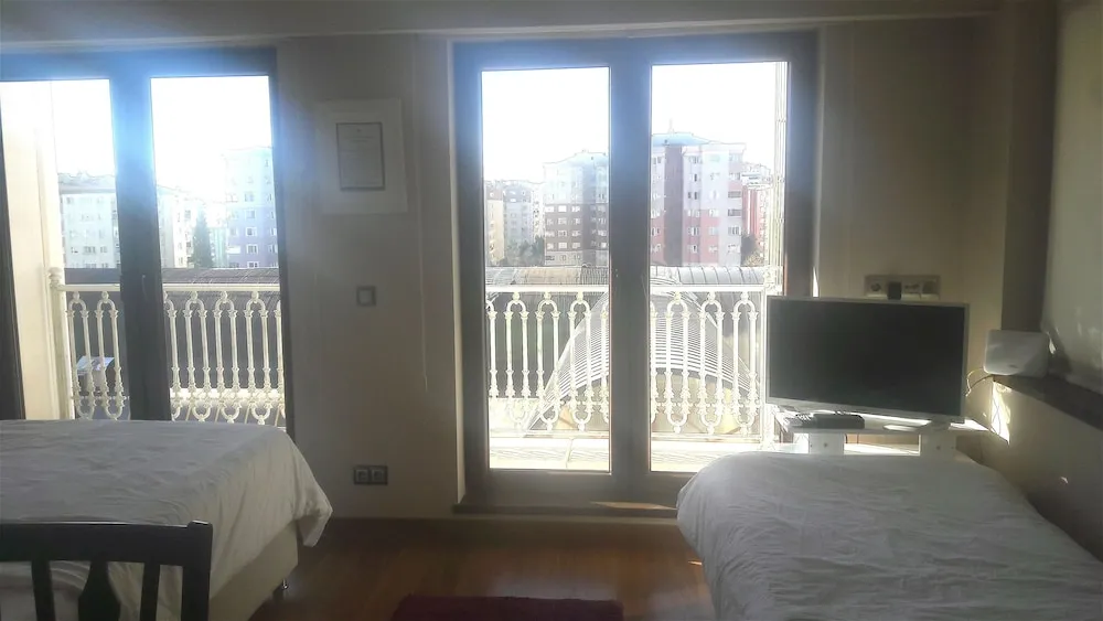 Design Stüdyo, Balkon