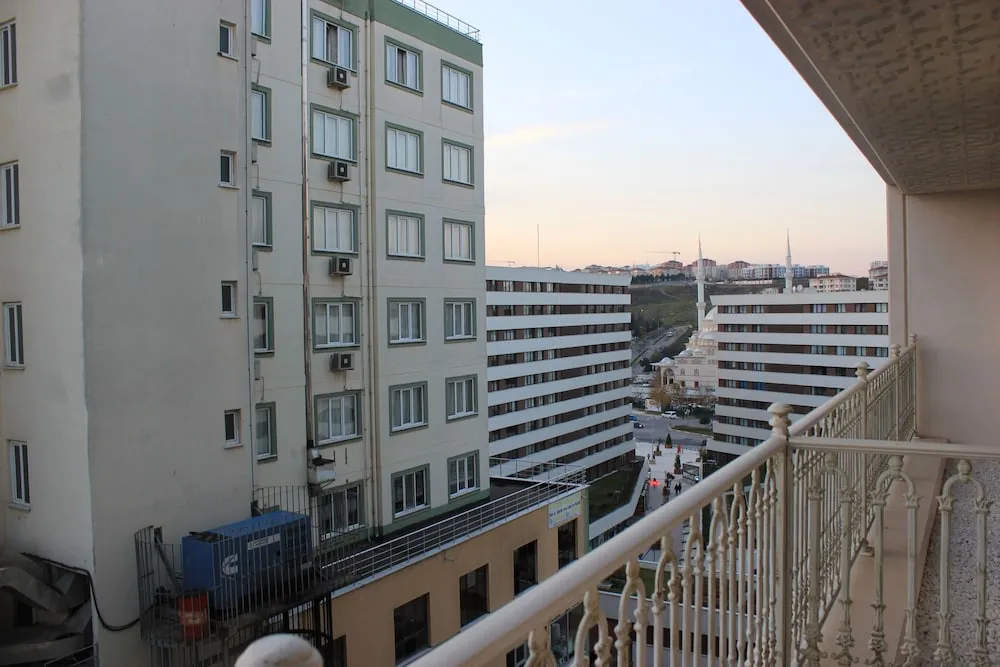 Design Stüdyo, Balkon