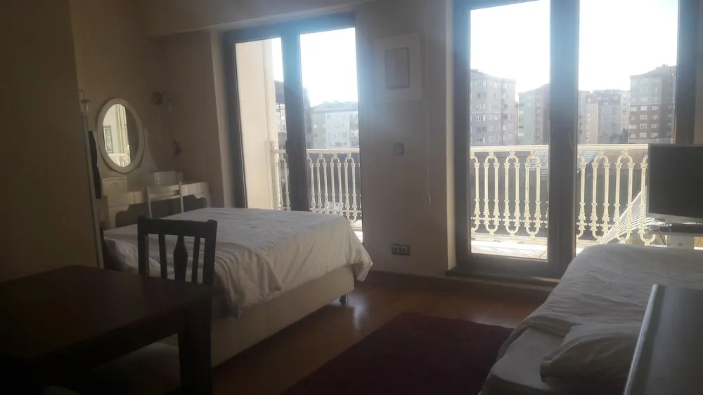 Design Stüdyo, Balkon