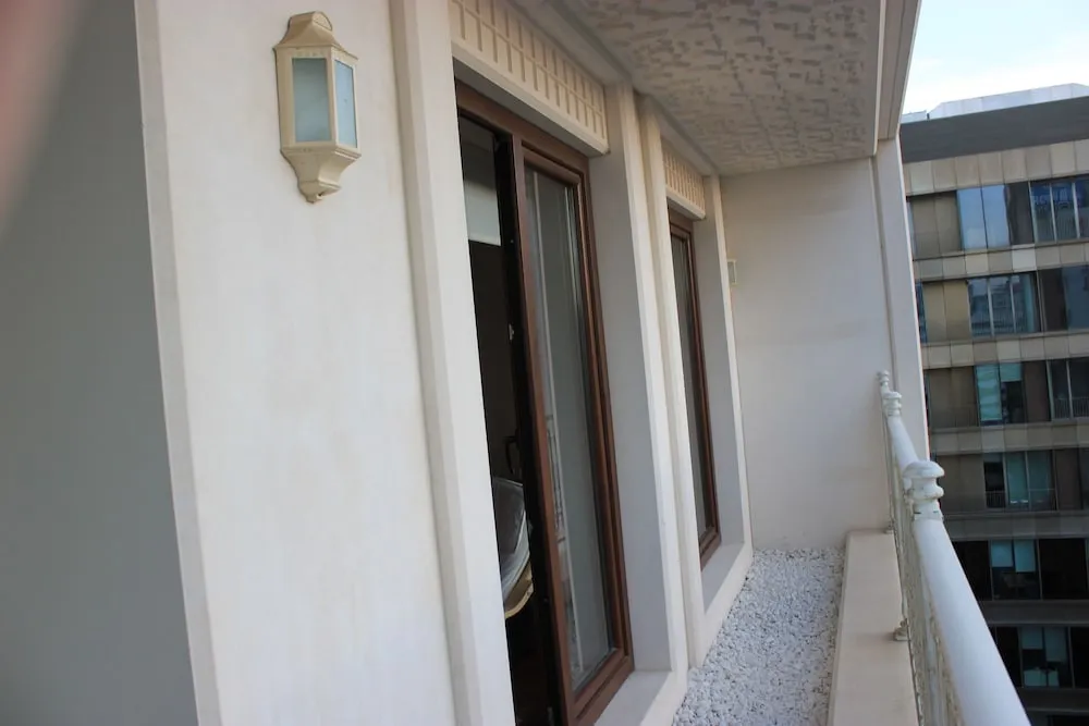 Design Stüdyo, Balkon