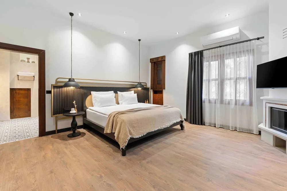 Deluxe Tek Büyük Yataklı Oda, 1 Yatak Odası