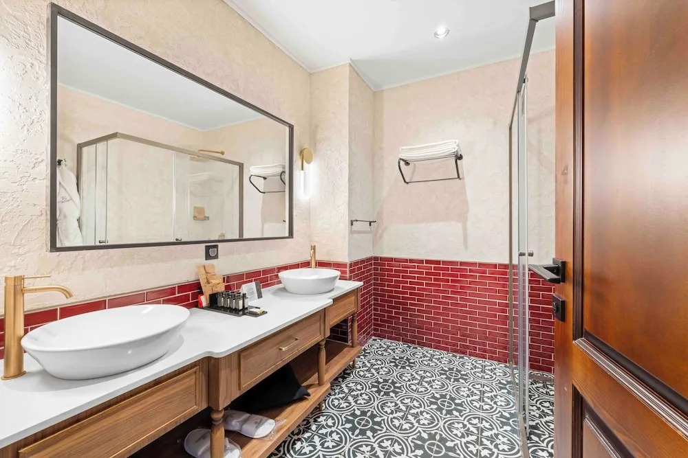 Deluxe Tek Büyük Yataklı Oda, 1 Yatak Odası